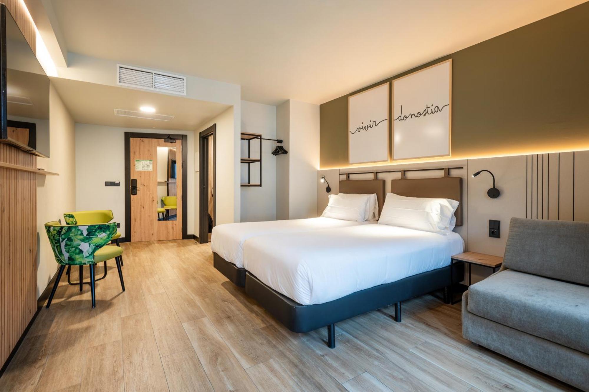 Superior Triple Room,1503239464:JPEG